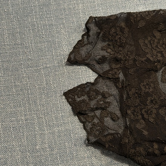 Black see through Lace top - Picture 3 of 3